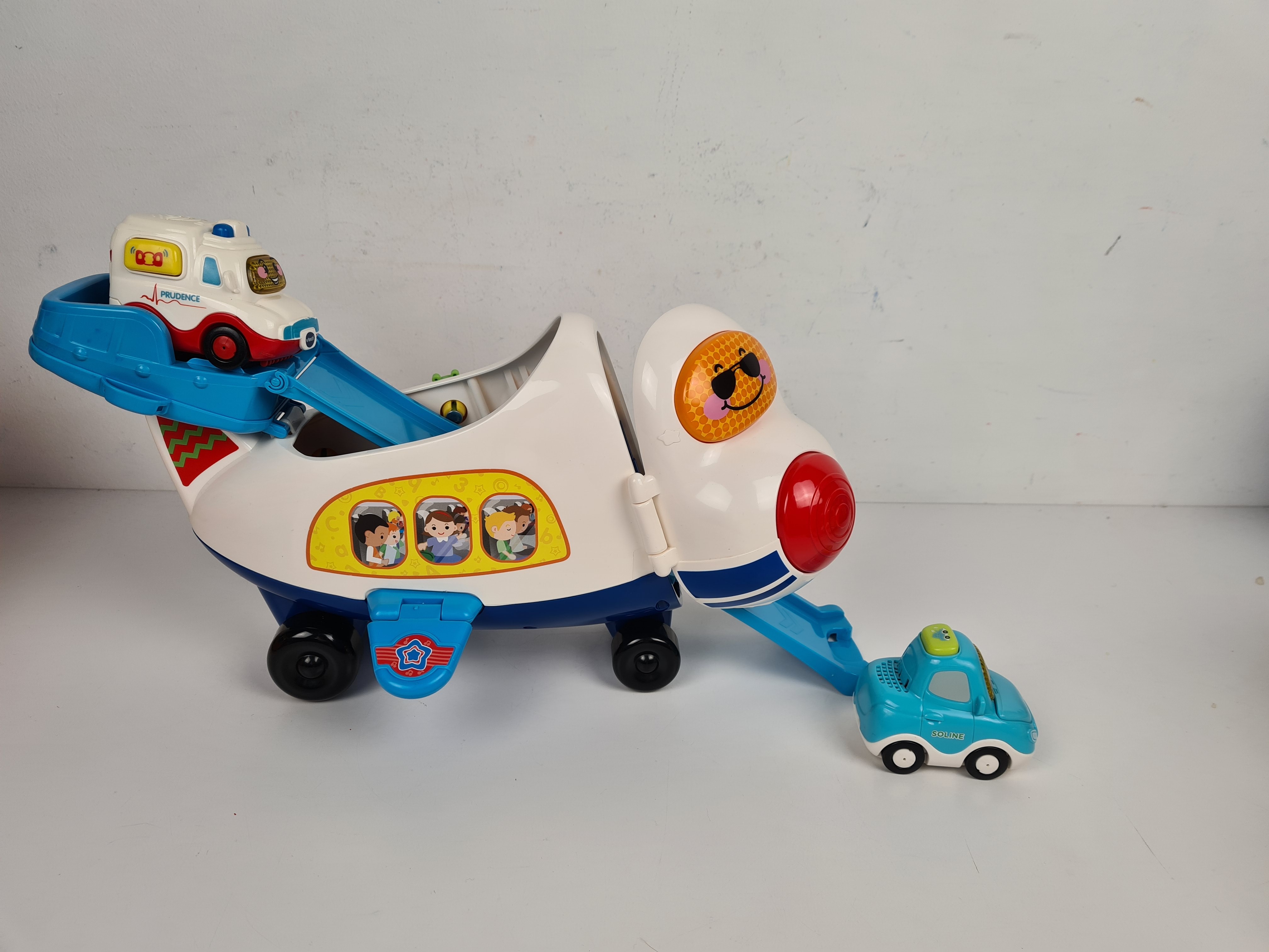 Avion cargo tut tut avec 2 petites voitures - Vtech - 34cm Bon état - Vue 4 - 